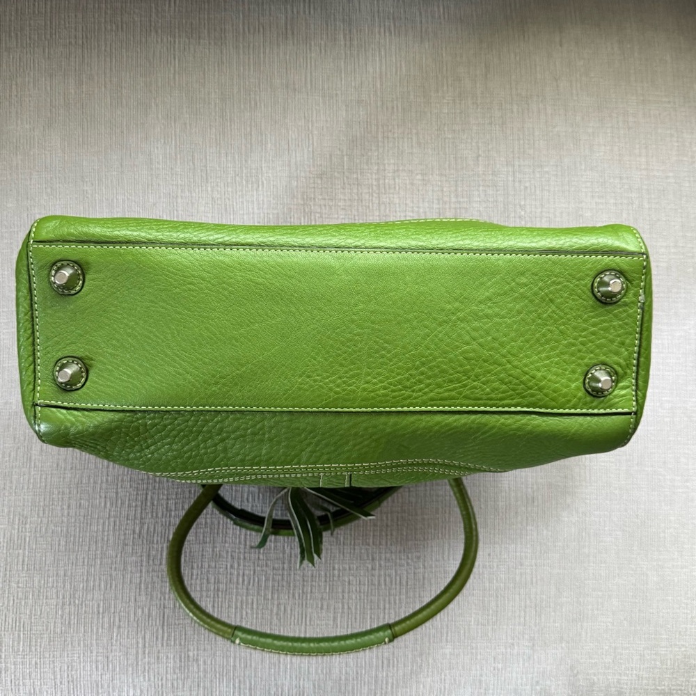 Good condition vintage Coach lime green leather shoulder bag - Picture 4 of 10